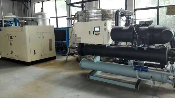 橡塑行業(yè)冷水機用途